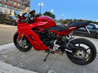 2017 Ducati Supersport, красный, 920000 рублей, вид 1