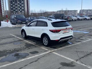 2020 Kia Rio X-Line IV, белый, 1500000 рублей, вид 4