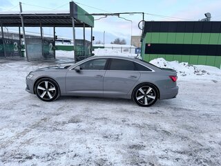 2021 Audi A6 45 TFSI V (C8), серый, 4700000 рублей, вид 4