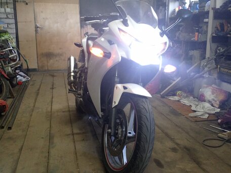 2011 Honda CBR 250R, белый, 260000 рублей, вид 1