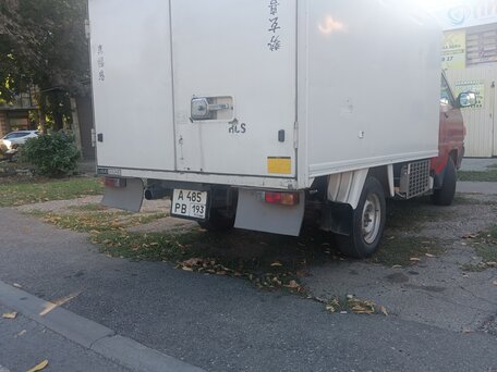 1997 Toyota LiteAce, красный, 430000 рублей, вид 2