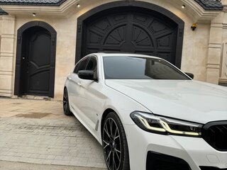 2020 BMW 5 серии 520i VII (G30/G31/G38) Рестайлинг, белый, 4900000 рублей, вид 2