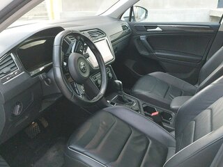 2017 Volkswagen Tiguan II, белый, 3000000 рублей, вид 5
