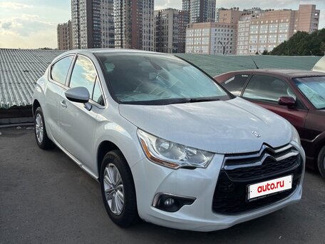 2012 Citroen DS4, белый, 700000 рублей, вид 1