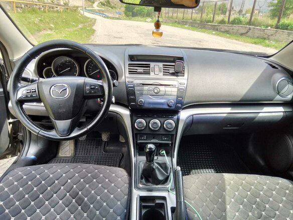 2012 Mazda 6 II (GH) Рестайлинг, коричневый, 800000 рублей - вид 6