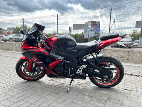 2010 Suzuki GSX-R 600, чёрный, 600000 рублей, вид 2