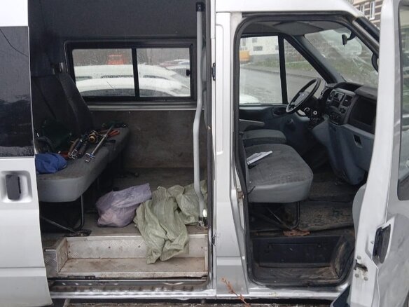 2013 Ford Transit, серебристый, 800000 рублей - вид 4