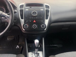 2012 Kia Ceed I Рестайлинг, белый, 555000 рублей, вид 5