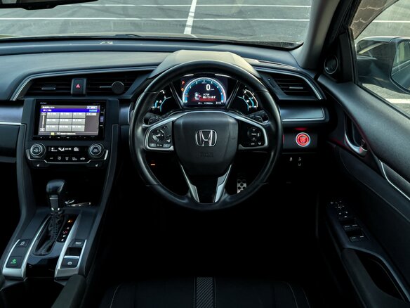 2019 Honda Civic X, чёрный, 1750000 рублей - вид 9