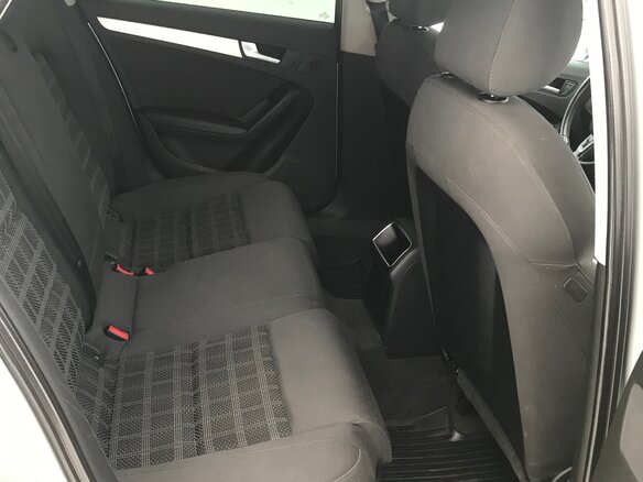 2010 Audi A4 IV (B8), серебристый, 1100000 рублей - вид 14