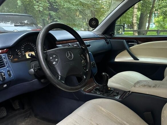 2000 Mercedes-Benz E-Класс 240 II (W210, S210) Рестайлинг, синий, 250000 рублей - вид 6