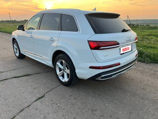 2021 Audi Q7 45 TDI II (4M) Рестайлинг, белый, 7700000 рублей, вид 4