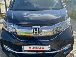 2016 Honda Stepwgn Spada V, чёрный, 2250000 рублей, вид 2