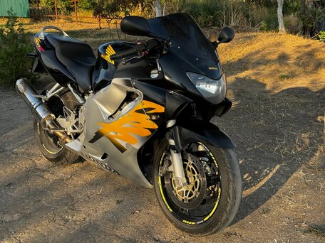 2000 Honda CBR 600F, чёрный, 350000 рублей, вид 3