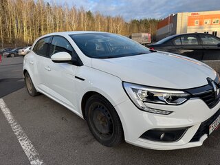 2019 Renault Megane IV, белый, 999999 рублей, вид 1