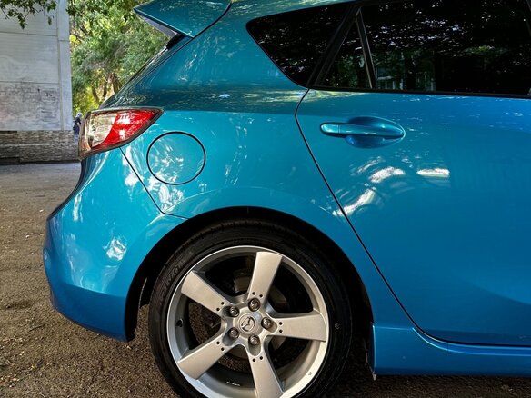 2011 Mazda Axela II, синий, 1150000 рублей - вид 16
