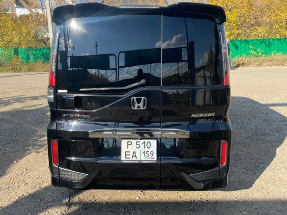 2016 Honda Stepwgn Spada V, чёрный, 2250000 рублей - вид 5