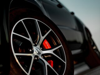 2013 Jeep Grand Cherokee SRT IV (WK2) Рестайлинг, чёрный, 3500000 рублей, вид 4