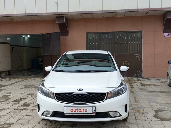 2018 Kia Cerato III Рестайлинг (Classic), белый, 1920000 рублей
