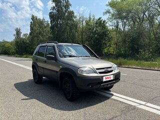 2018 Chevrolet Niva I Рестайлинг, бежевый, 920000 рублей, вид 2