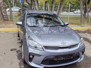 2017 Kia Rio IV, серый, 1500000 рублей, вид 1
