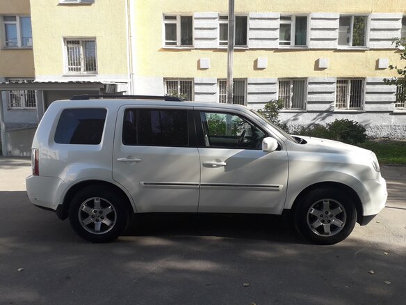 2014 Honda Pilot II Рестайлинг, белый, 2300000 рублей - вид 3