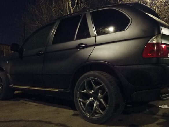 2001 BMW X5 4.4i I (E53), чёрный, 700000 рублей - вид 8