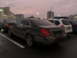 2011 Mercedes-Benz S-Класс 350 Long V (W221) Рестайлинг, чёрный, 1650000 рублей, вид 3