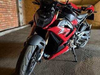 2022 BMW S 1000 R, красный, 1395000 рублей, вид 1