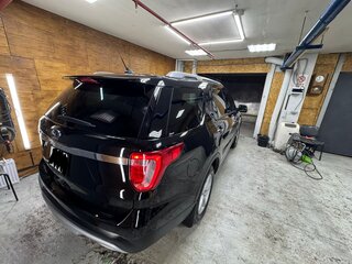2017 Ford Explorer V Рестайлинг, чёрный, 3250000 рублей, вид 5