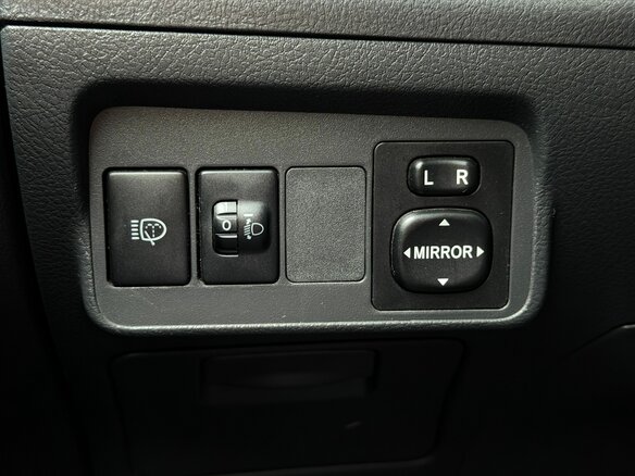 2008 Toyota Corolla X (E140, E150), серебристый - вид 20