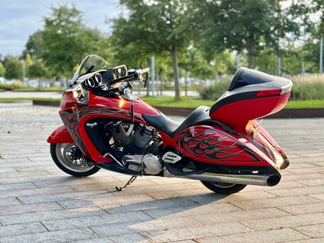2013 Victory Vision Tour, красный, 1400000 рублей, вид 3