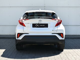 2019 Toyota C-HR I Рестайлинг, белый, 2100000 рублей, вид 4