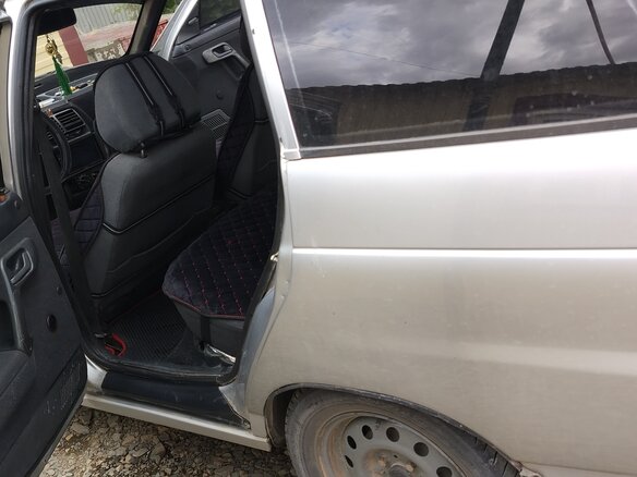 2004 Lada (ВАЗ) 2111, серебристый, 250000 рублей - вид 6