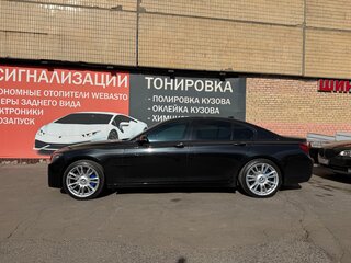 2013 BMW 7 серии 730d xDrive V (F01/F02/F04) Рестайлинг, чёрный, 2600000 рублей, вид 1