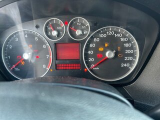 2007 Ford Focus II Рестайлинг, серебристый, 635000 рублей, вид 5