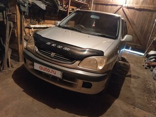 2001 Toyota Raum I, серый, 400000 рублей, вид 1