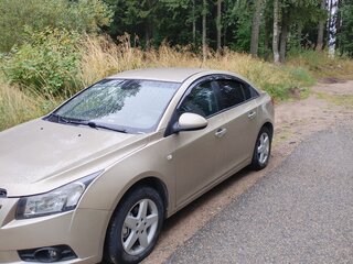 2012 Chevrolet Cruze I Рестайлинг, золотистый, 700000 рублей, вид 1