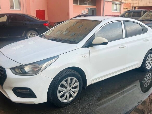 2019 Hyundai Solaris II, белый, 689000 рублей