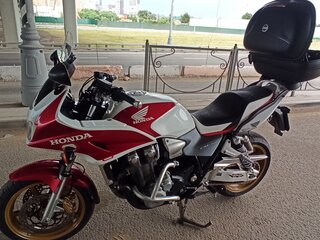 2005 Honda CB 1300, белый, 600000 рублей, вид 2