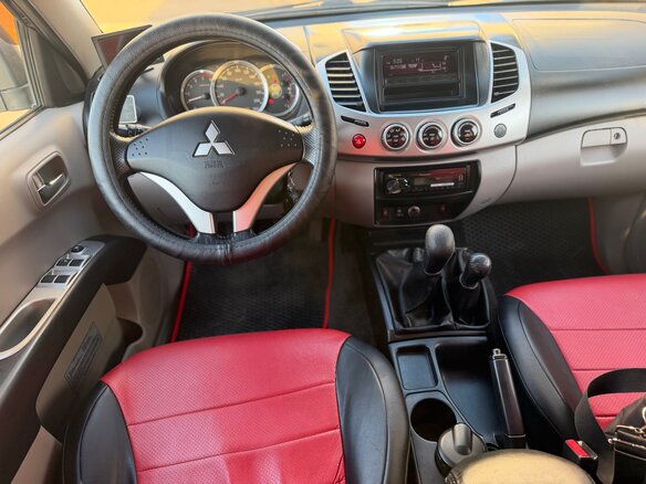 2012 Mitsubishi L200 IV, чёрный, 1420000 рублей - вид 32