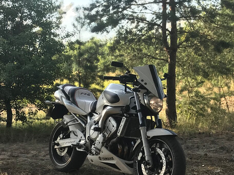 2004 Yamaha FZ6, белый, 450000 рублей, вид 4