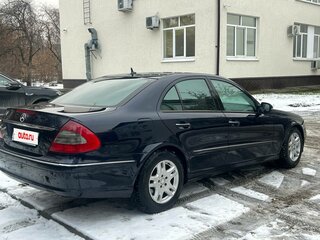 2007 Mercedes-Benz E-Класс 200 III (W211, S211) Рестайлинг, синий, 820000 рублей, вид 4