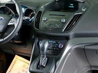 2016 Ford Kuga II Рестайлинг, чёрный, 1500000 рублей, вид 4