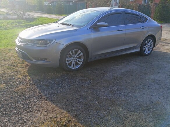 2014 Chrysler 200 II, серый, 1200000 рублей - вид 9