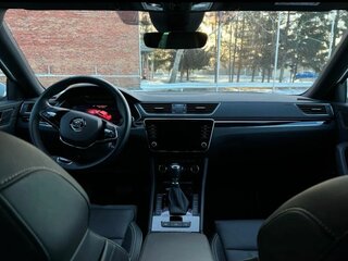 2021 Skoda Superb III Рестайлинг, белый, 4200000 рублей, вид 2