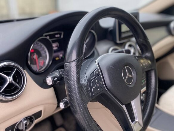2014 Mercedes-Benz GLA 200 I (X156), коричневый, 1599999 рублей - вид 16