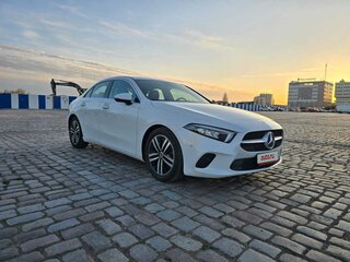 2022 Mercedes-Benz A-Класс 180 IV (W177), белый, 2650000 рублей, вид 2