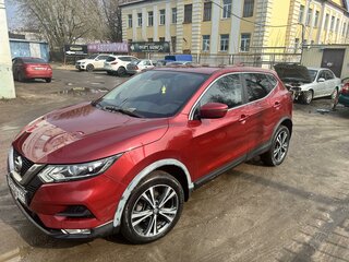 2019 Nissan Qashqai II Рестайлинг, красный, 1900000 рублей, вид 1