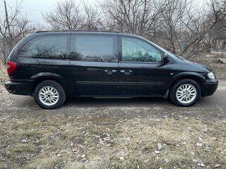 2005 Chrysler Voyager IV Рестайлинг, чёрный, 1100000 рублей, вид 4